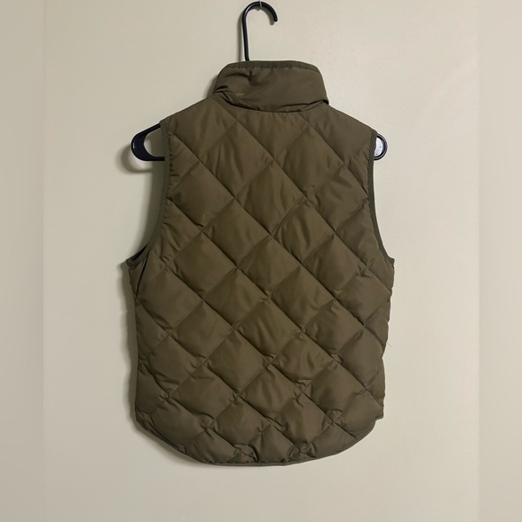 J. Crew Down Filled Quilted Puffer Vest Cozy Full Zip Olive Green Size Small - Picture 3 of 7